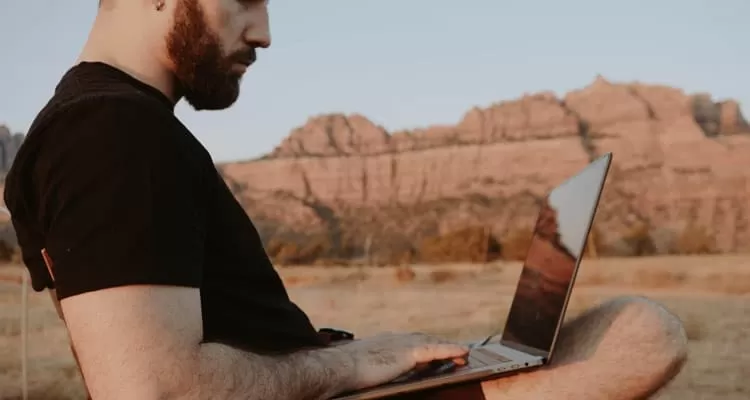 How to Date a Workaholic: Strategies for Building a Successful Relationship