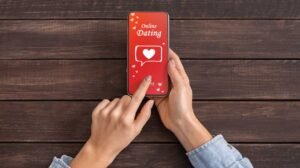 Dating Profile Headlines to Attract Guys: Crafting the Perfect First Impression