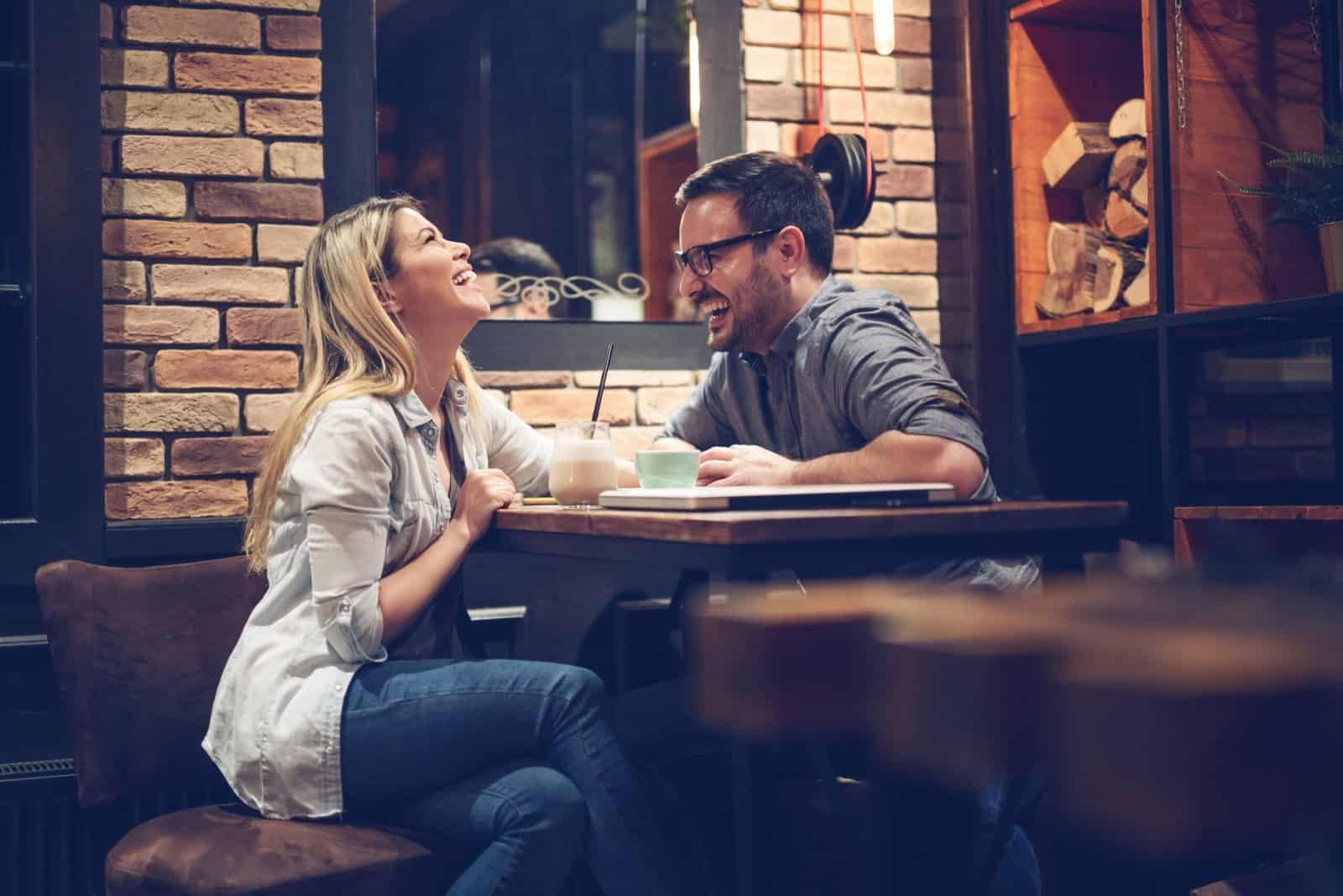 Why Communication in Dating Is Key in Today’s Dating World